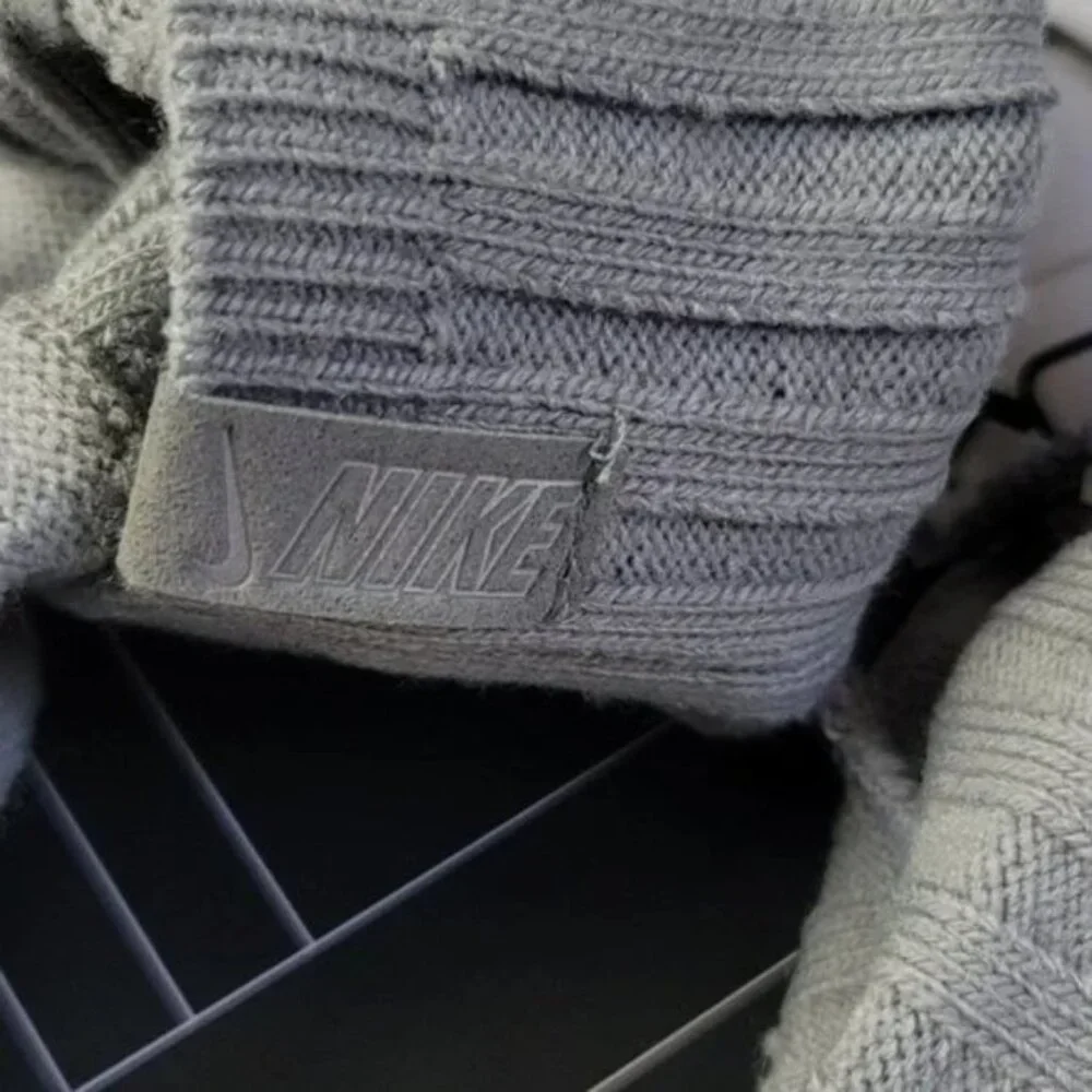 Nike Soft Knit Cold Weather Gloves
